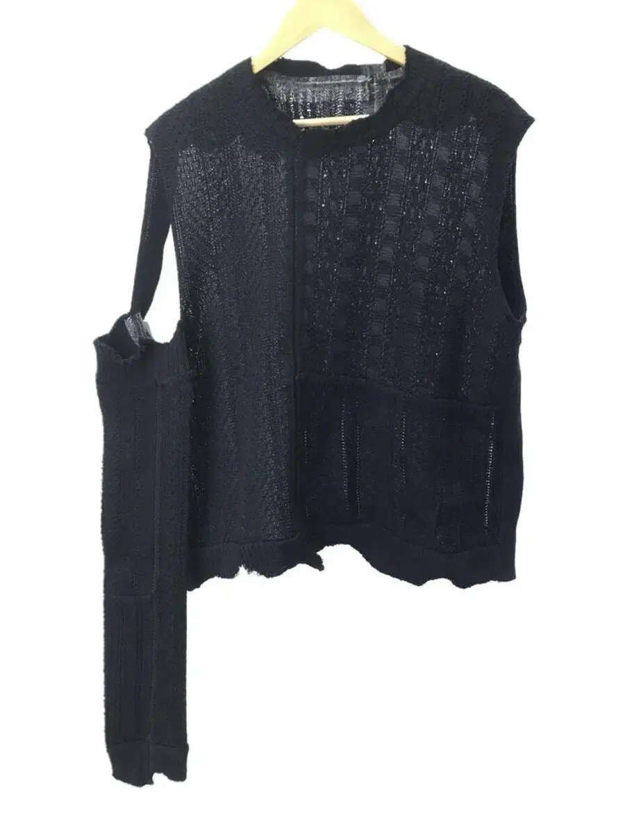 [OS] The Soloist distopia knit vest