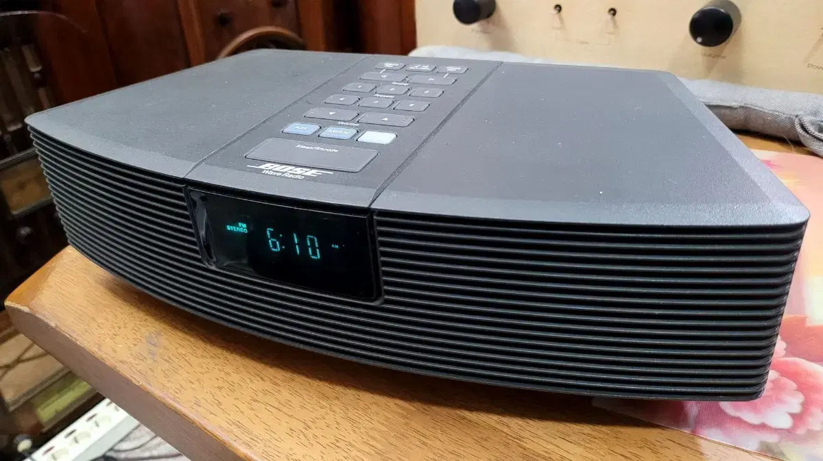 *BOSE WAVE RADIO