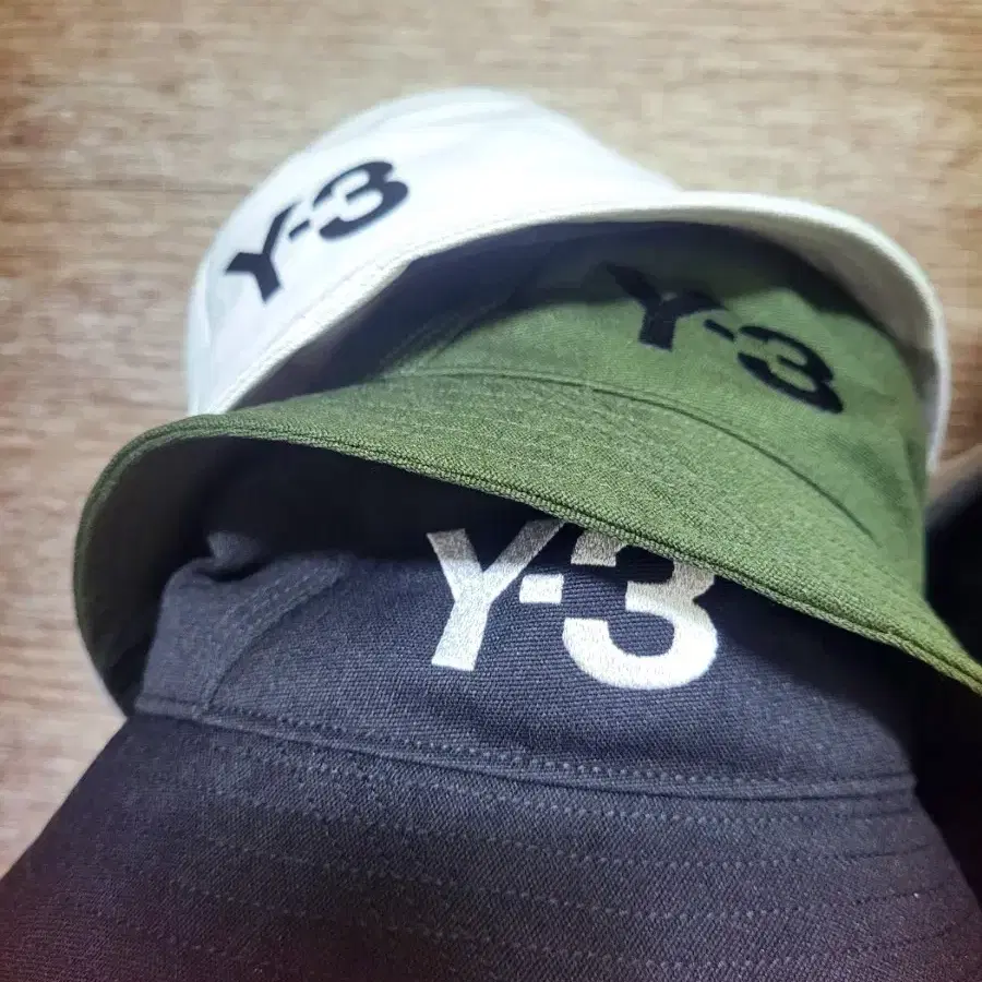 Y-3 버킷햇