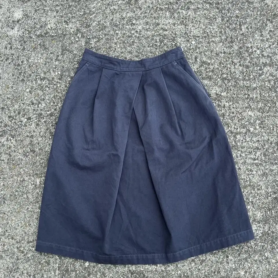 Old MHL cotton solid skirt