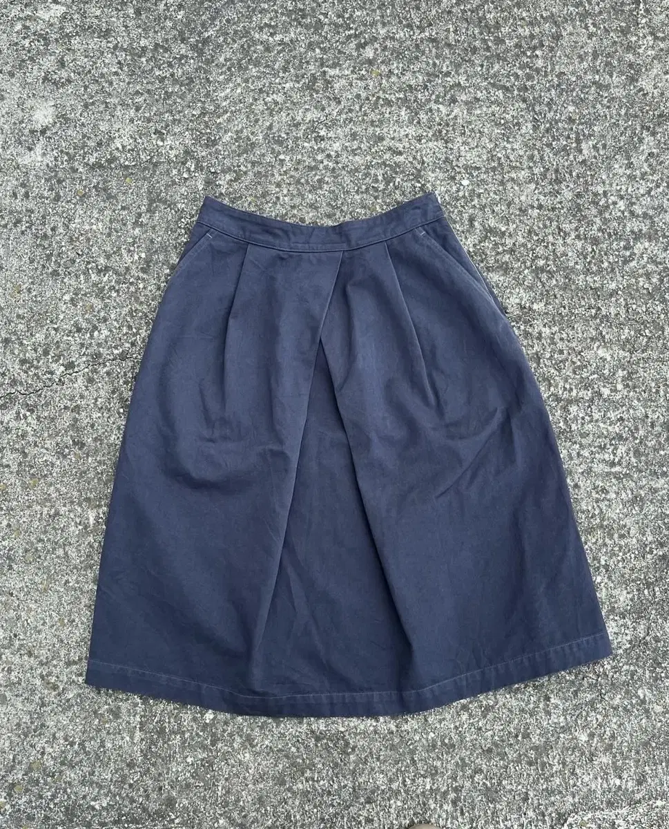 Old MHL cotton solid skirt