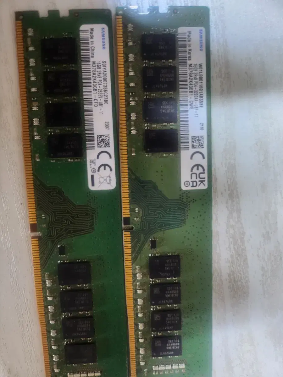 삼성 ddr4-2400 (1200 MHz) 16gb 2개 일괄 판매합니다