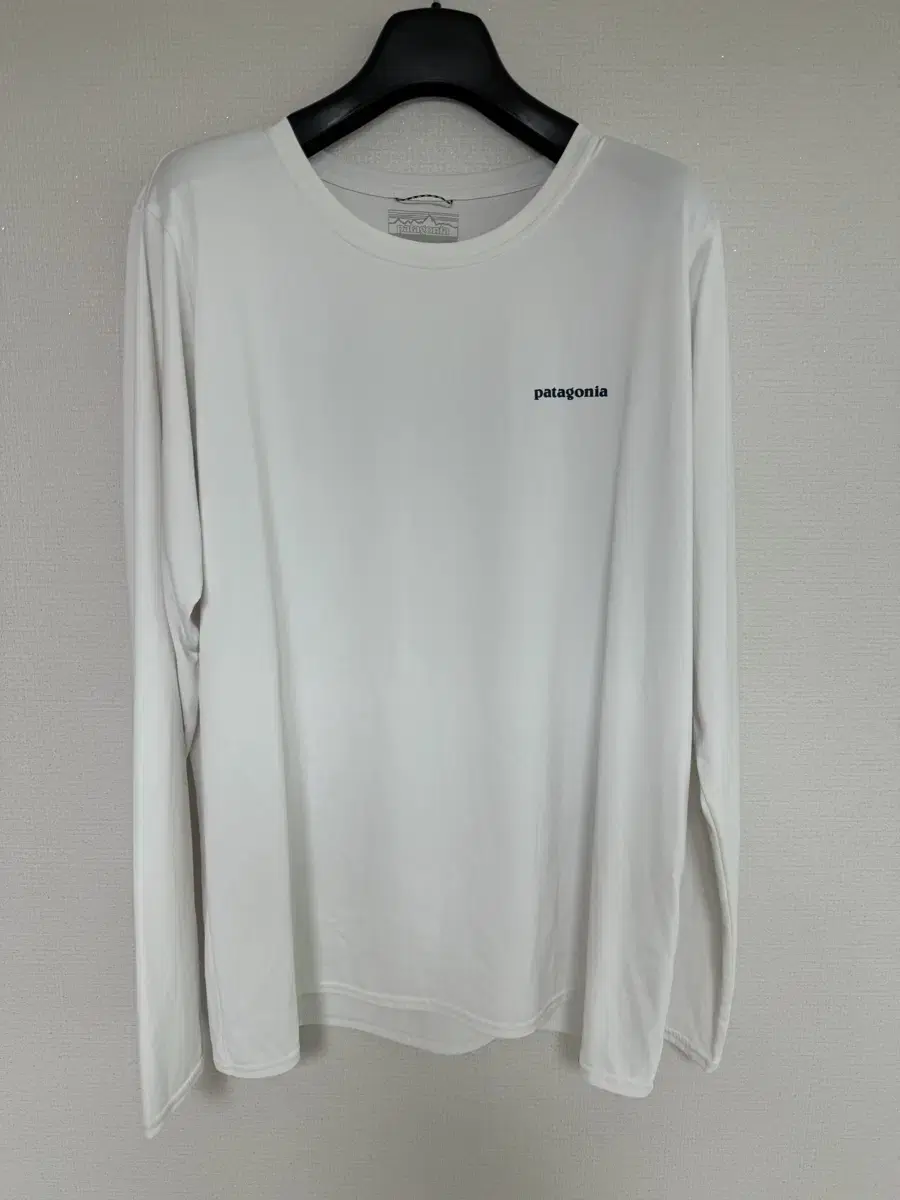 XL) Patagonia Capilin Cool Long Sleeve White