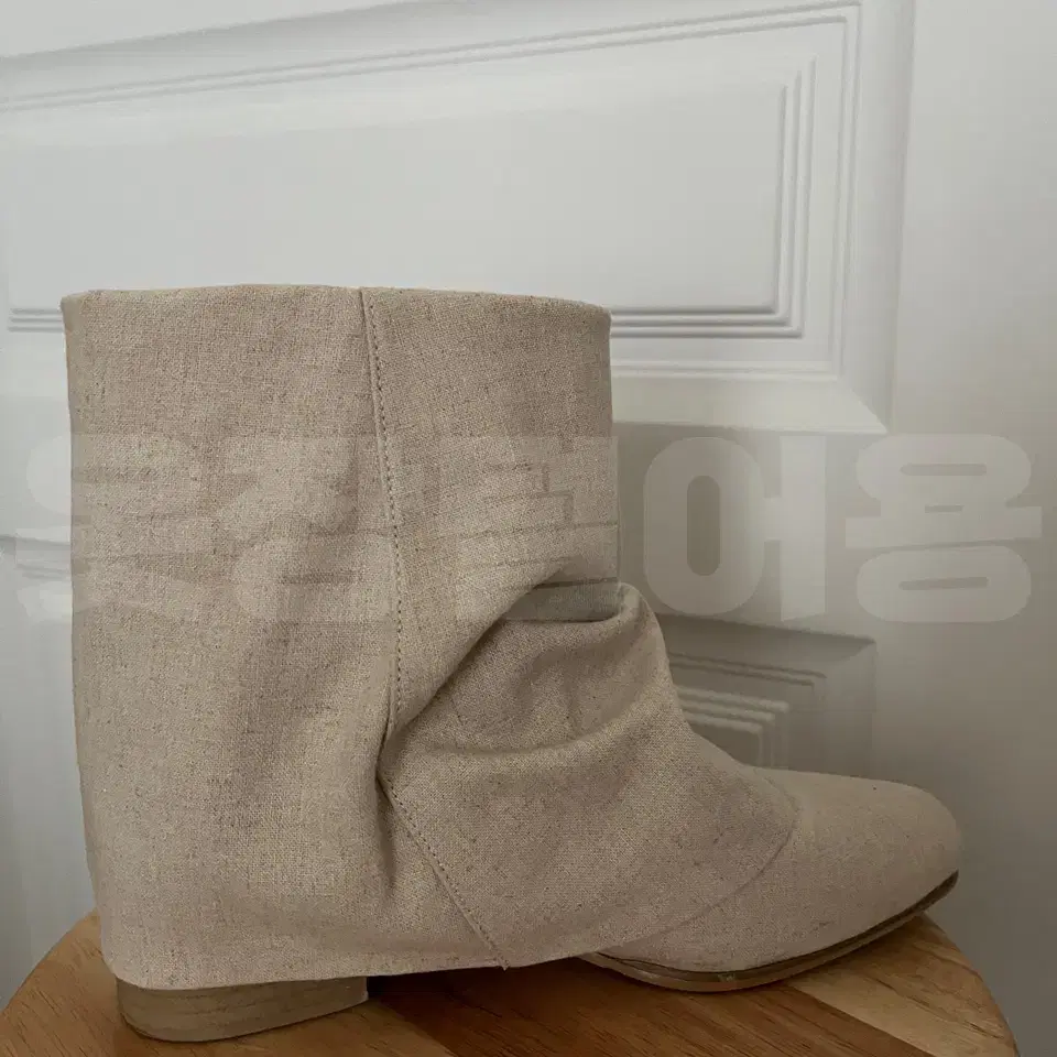 택포)쓰리투에이티 linen wrinkle boots (240)