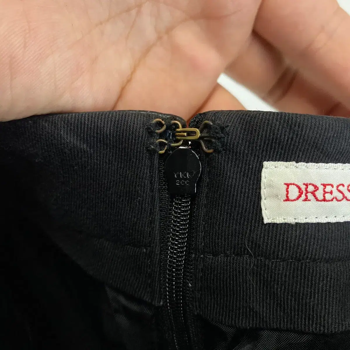 빈티지 DRESSTERIOR 램 레더 스커트