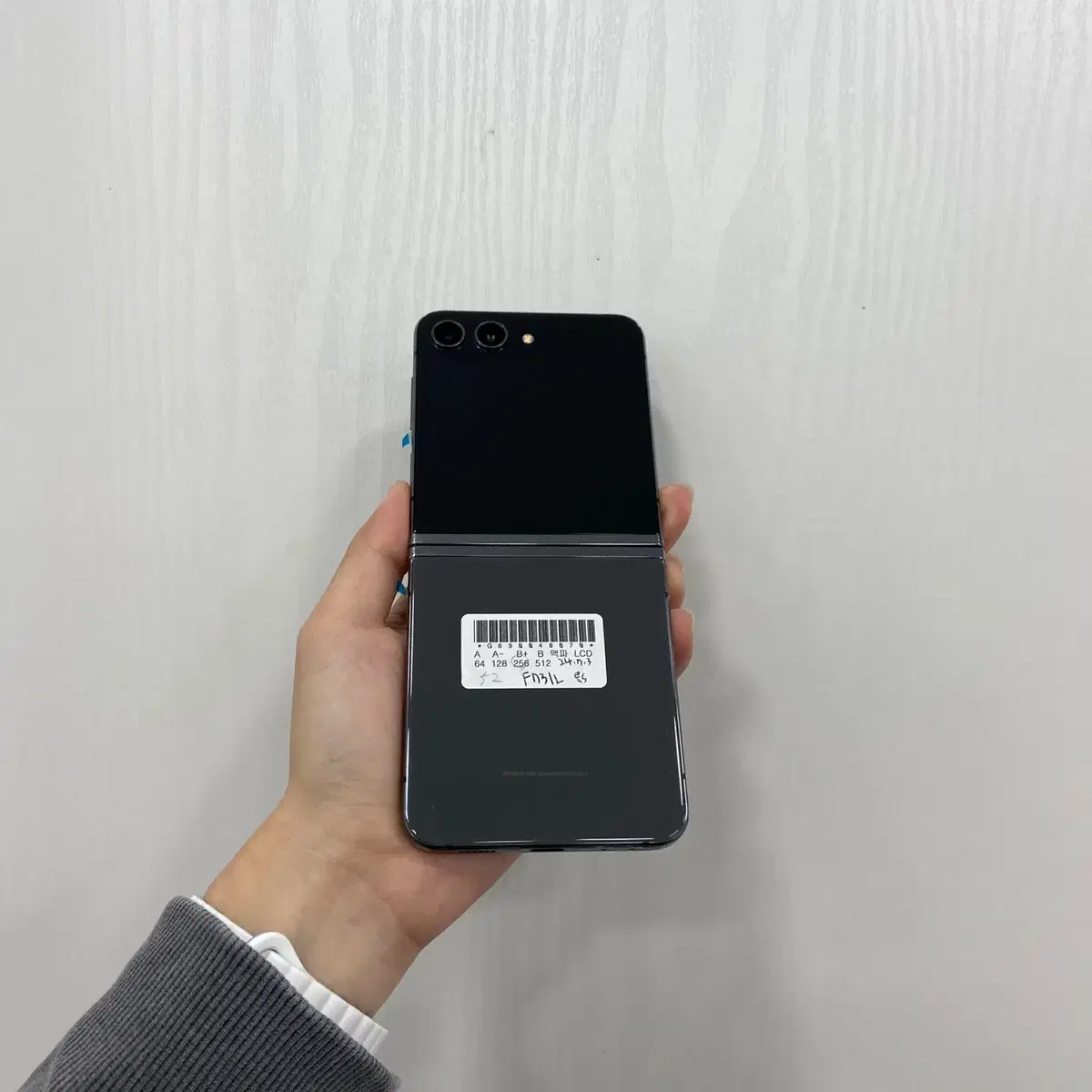 갤럭시Z플립5 그라파이트 256GB 부산 중고폰 팝니다 48070