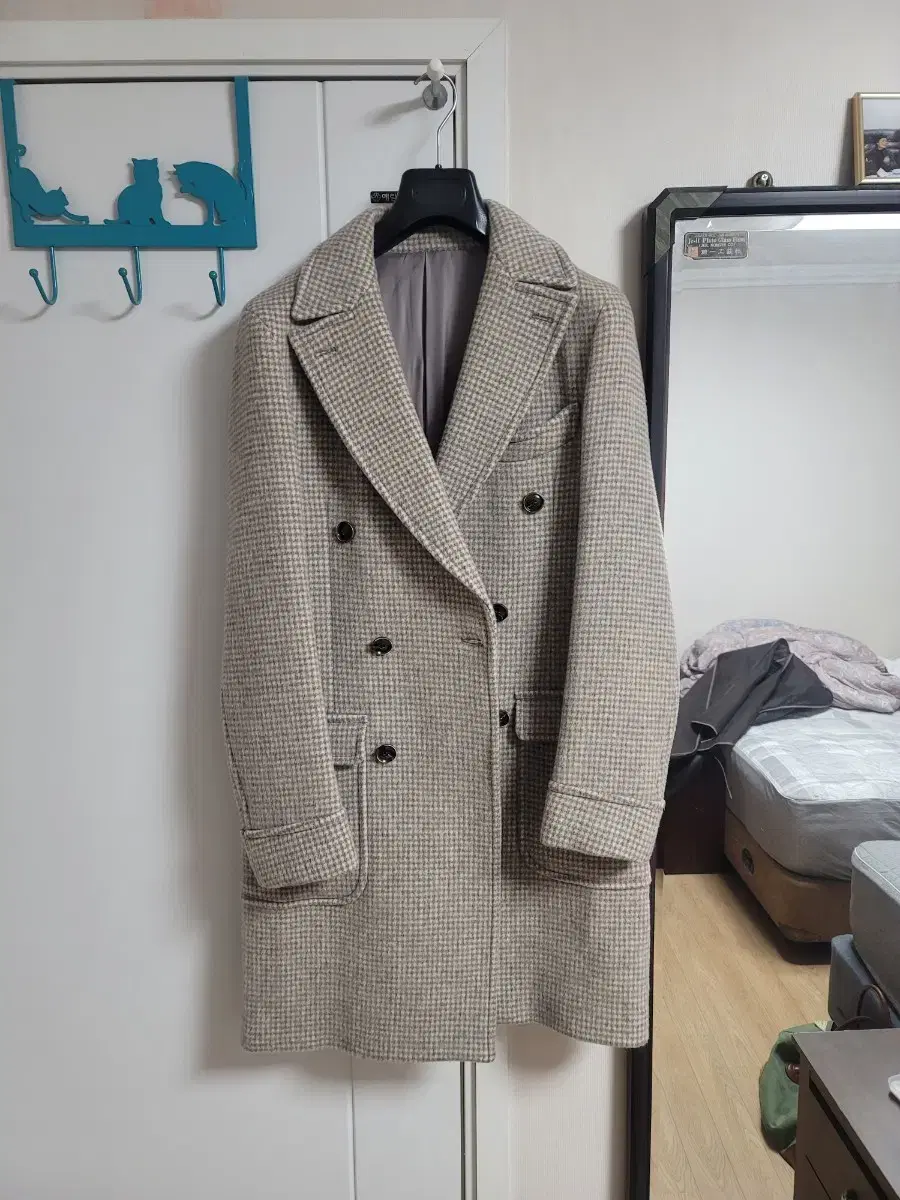 Black-Brown Coat 52L (Gray)