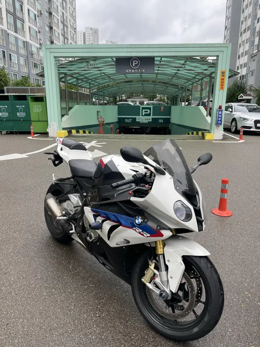 (가격 다운) bmw s1000rr 팝니다