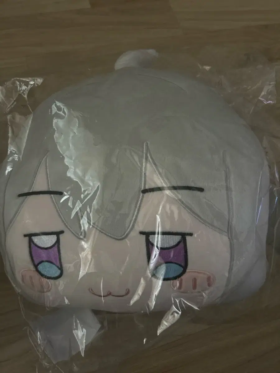 ISEGYE IDOL Aine Cushion