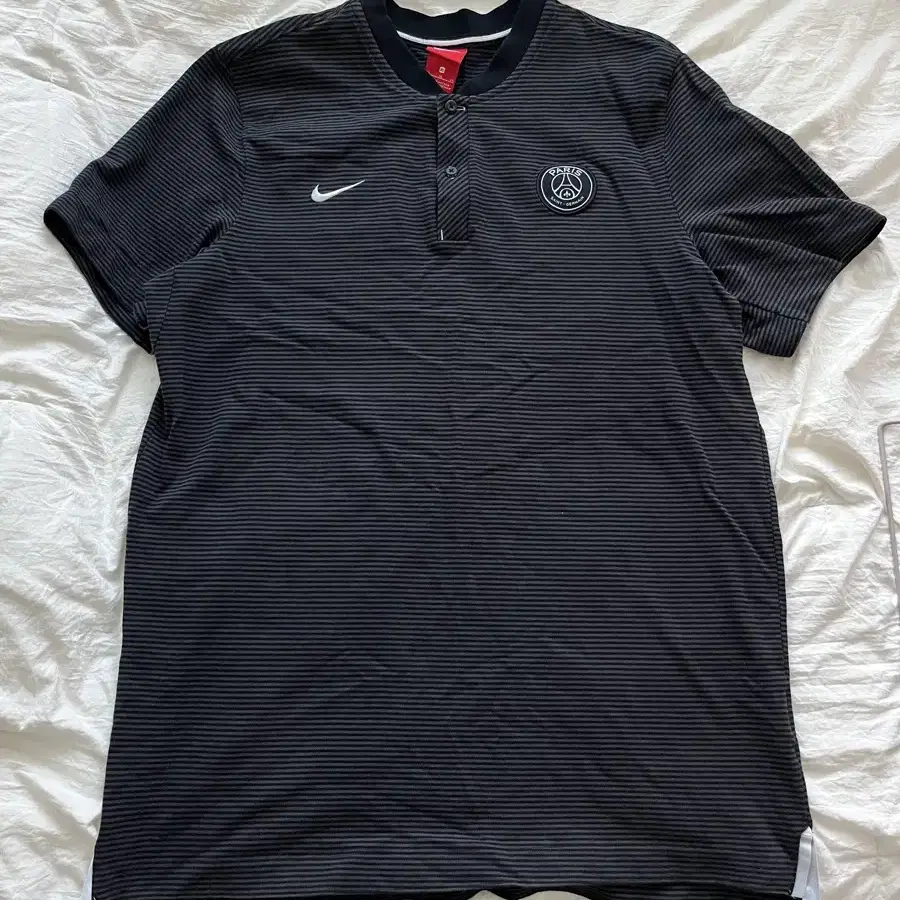 나이키 PSG 폴로 셔츠 L, XL 사이즈