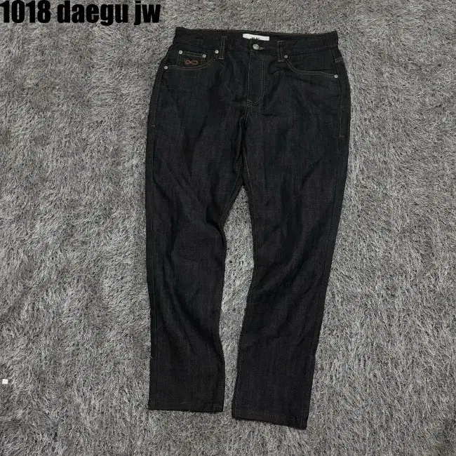 33 M PLAC PANTS Flack jeans