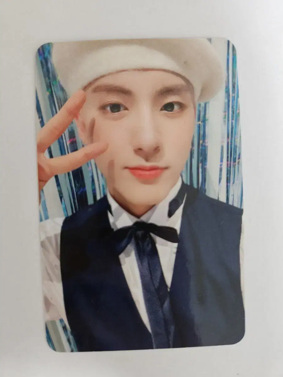 The Boyz eric 2021 seasons greetings video call photocard