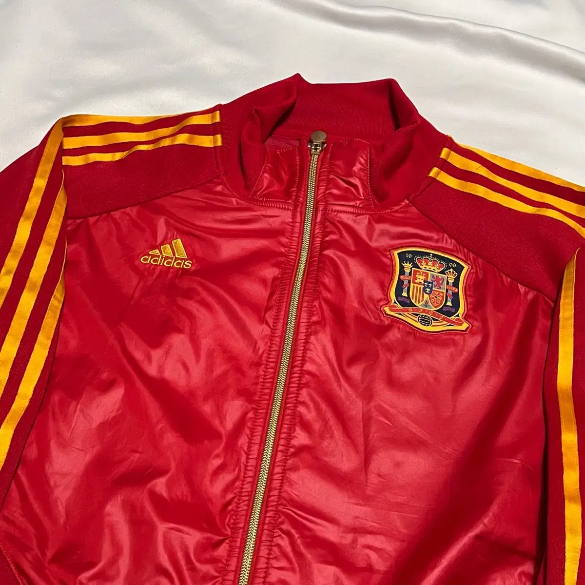 110 adidas Spain National Team Tracktop