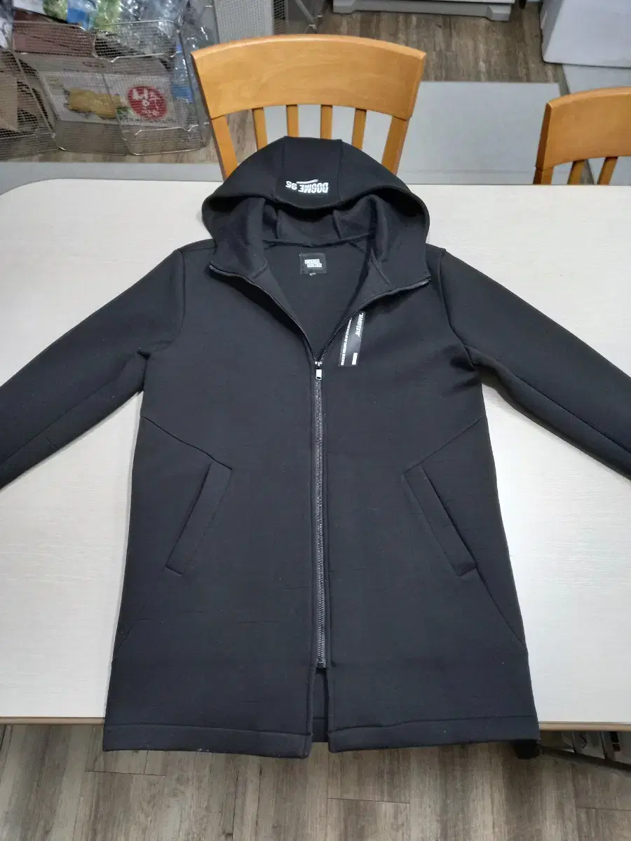 L100 DESIGN UNITED Poly Hooded Vahn Coat Black L-458