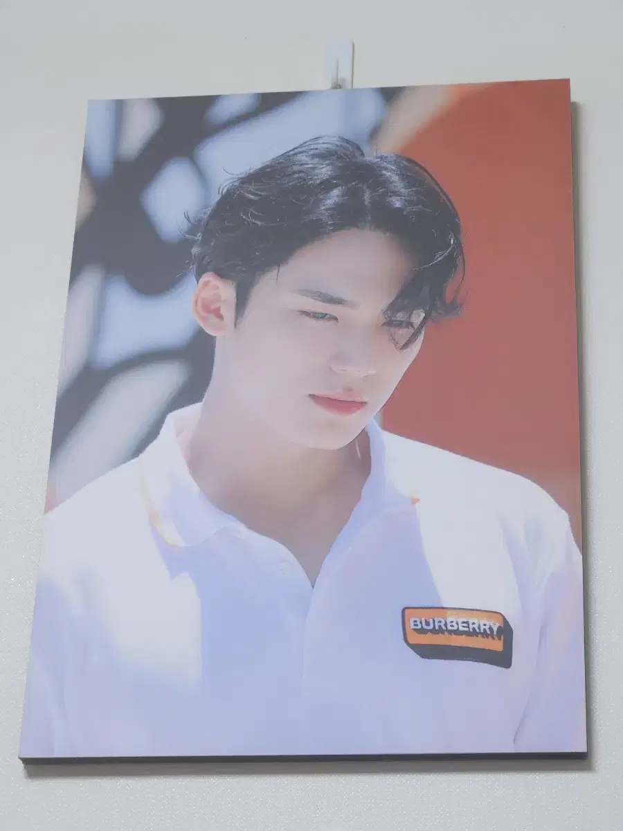 Seventeen mingyu sells A3 size photo frames