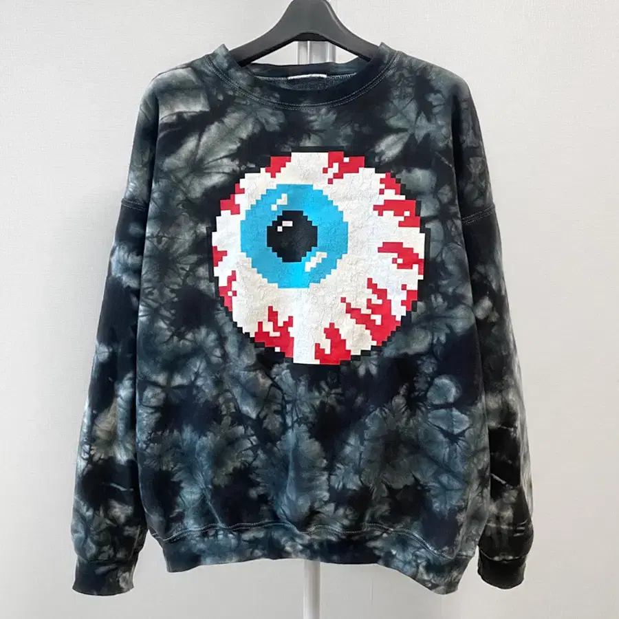 미시카 8-Bit Keep Watch Tie Dye 크루넥티 맨투맨티