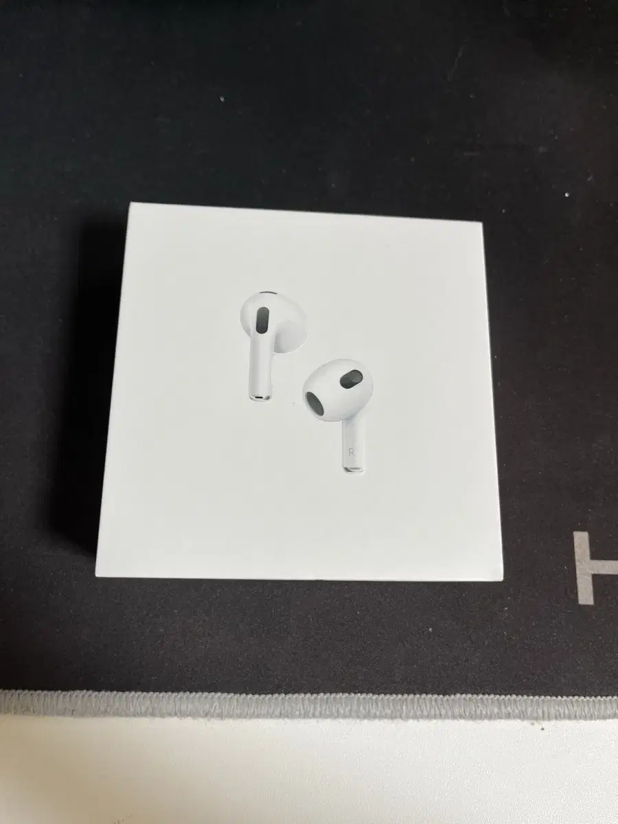 Airpods 3rd Gen Body+Right+Box Cheap!