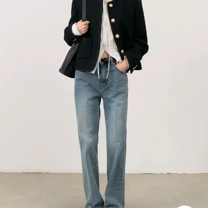 새상품)던스트 70S SEMI FLARED JEANS