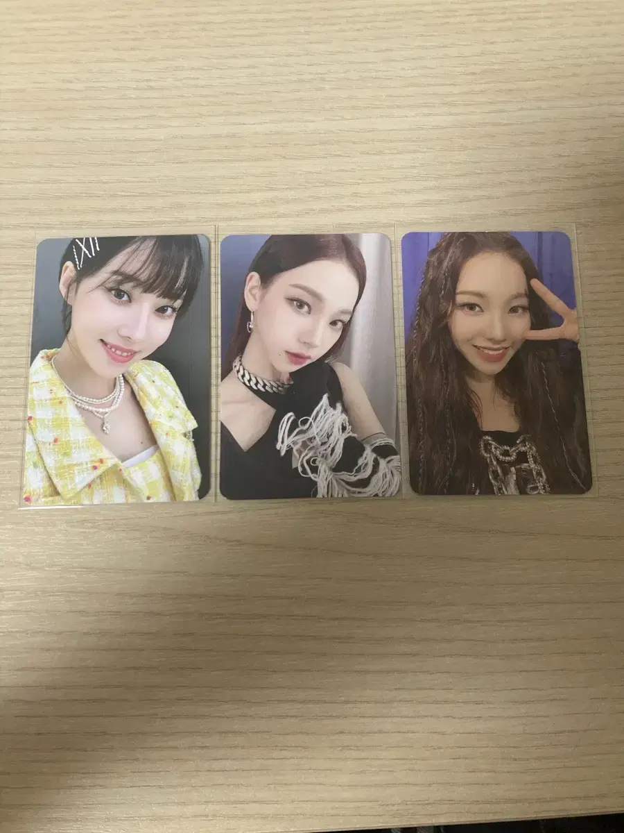 Aespa karina winter photocard Girls' Spicy SMCU seasons greetings Savage