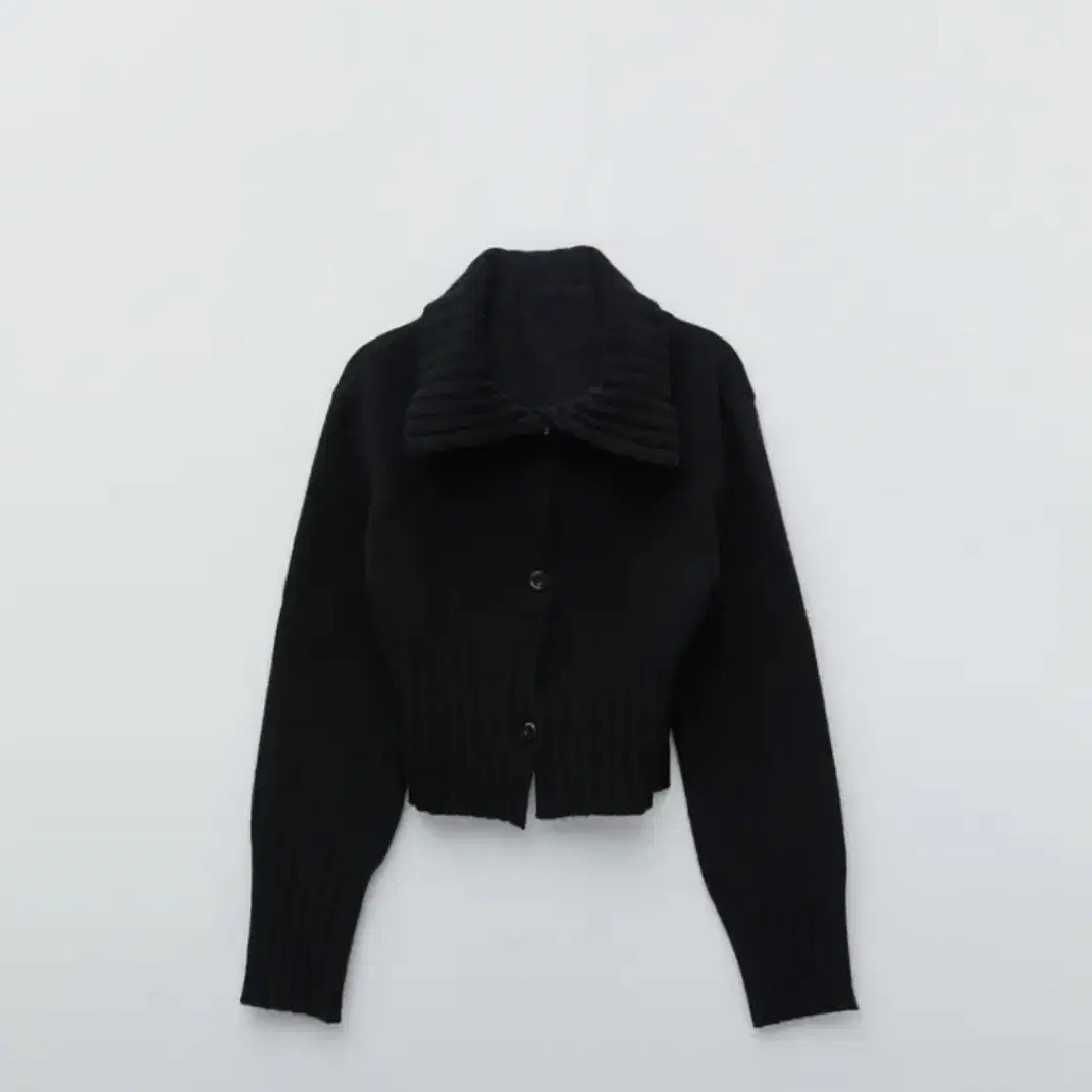 마뗑킴 COLLAR VOLUME CARDIGAN IN BLACK