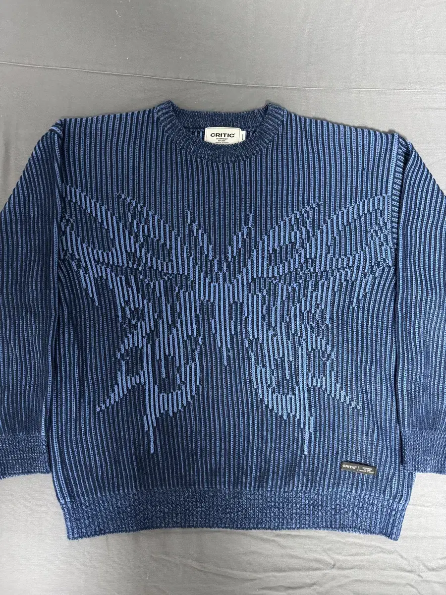 Critic Butterfly Knit Navy M