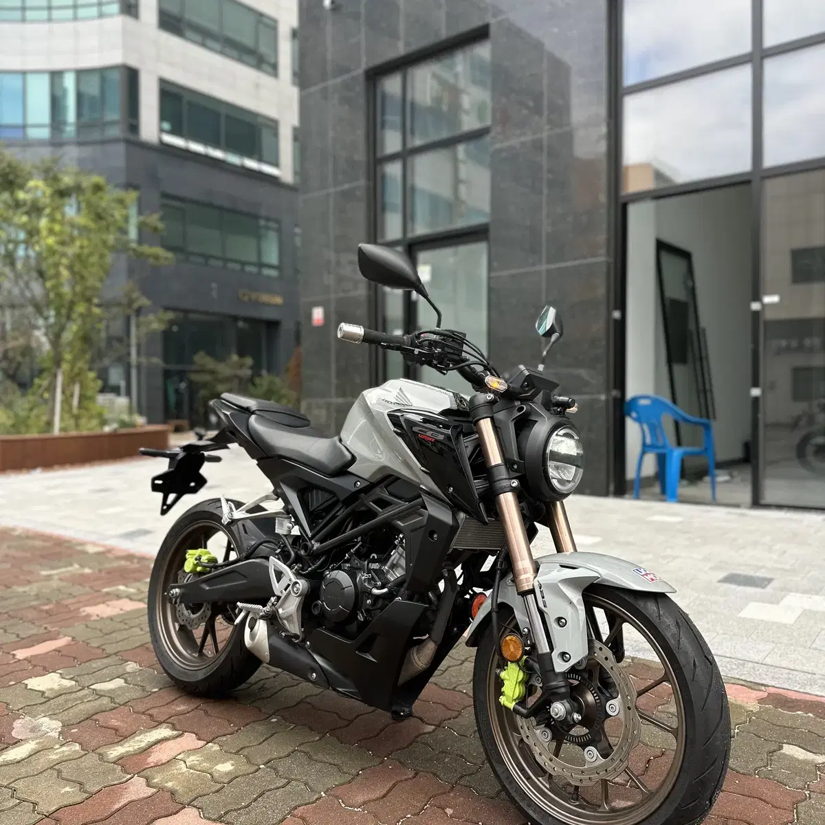 혼다 cb125r 2022년식 15,@@@ 관리잘된 차량 판매합니다.