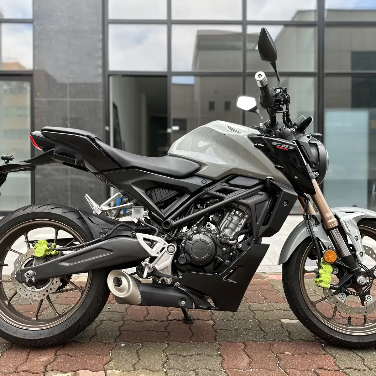 혼다 cb125r 2022년식 15,@@@ 관리잘된 차량 판매합니다.