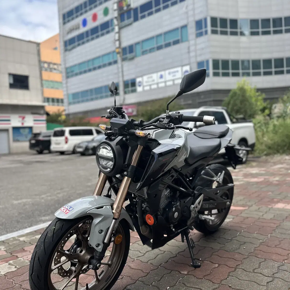 혼다 cb125r 2022년식 15,@@@ 관리잘된 차량 판매합니다.