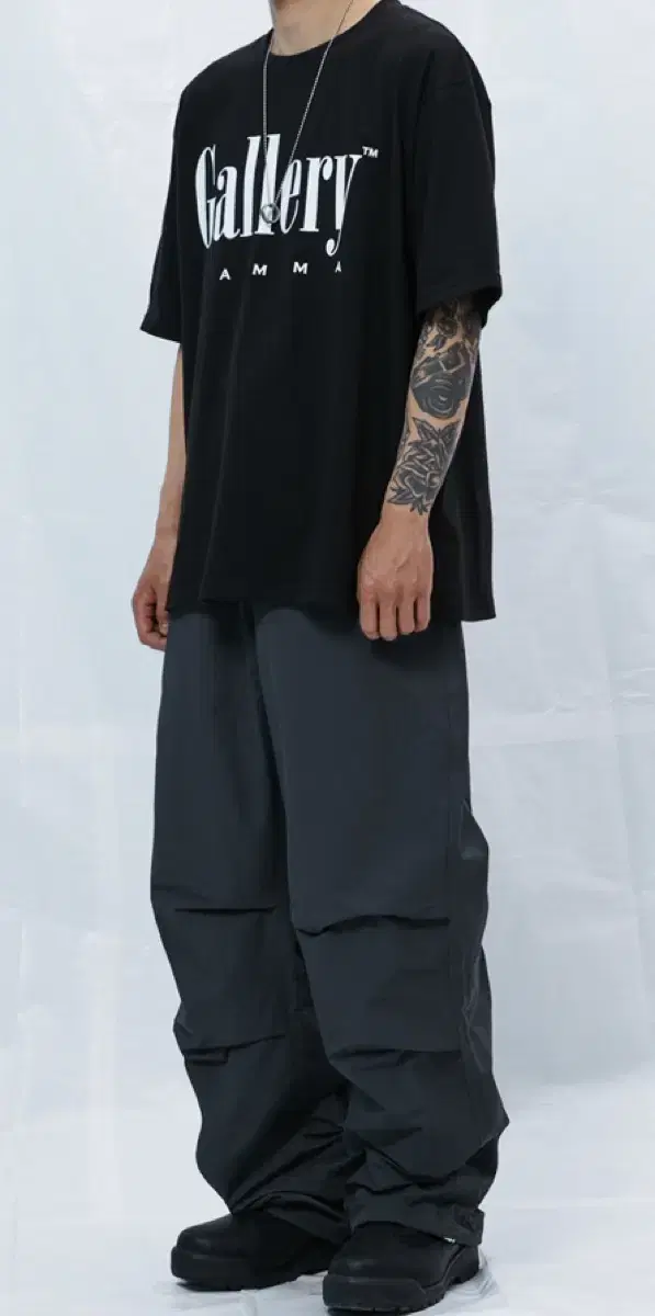 (Wardrobe) Gamma Gallery Parachute Pants Charcoal L