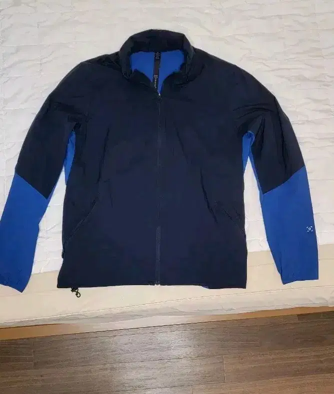 Lululemon Windbreaker size M