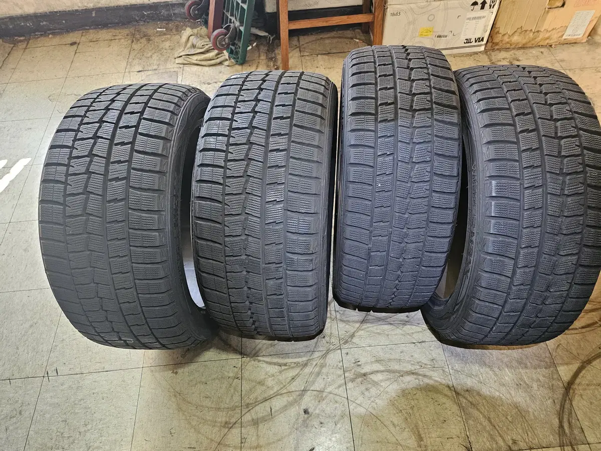 245/45R19, 275/40R19 윈터(스노우) 타이어 판매