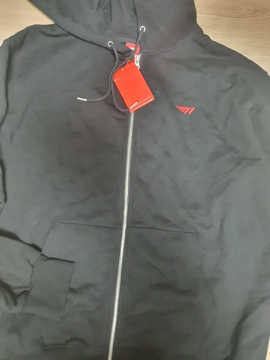 New T1 Hooded Zip-Up Size 105