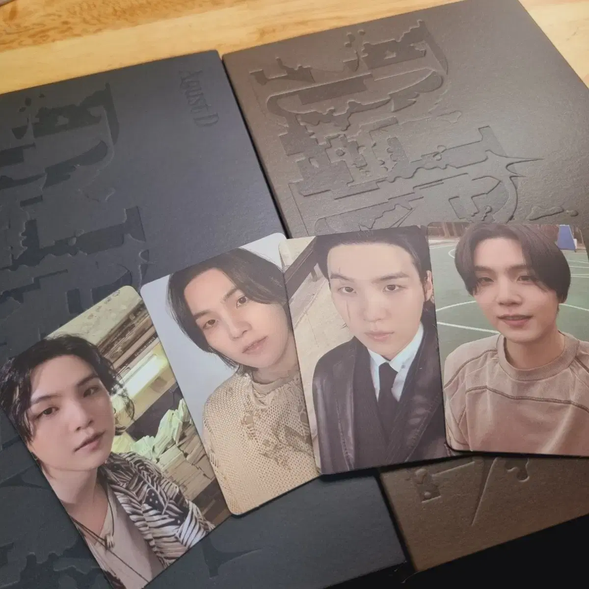 WTS for full set augustd album sell with photocard