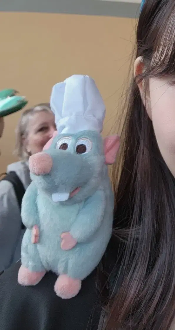 Disneyland Ratatouille remi Shoulder Dolls