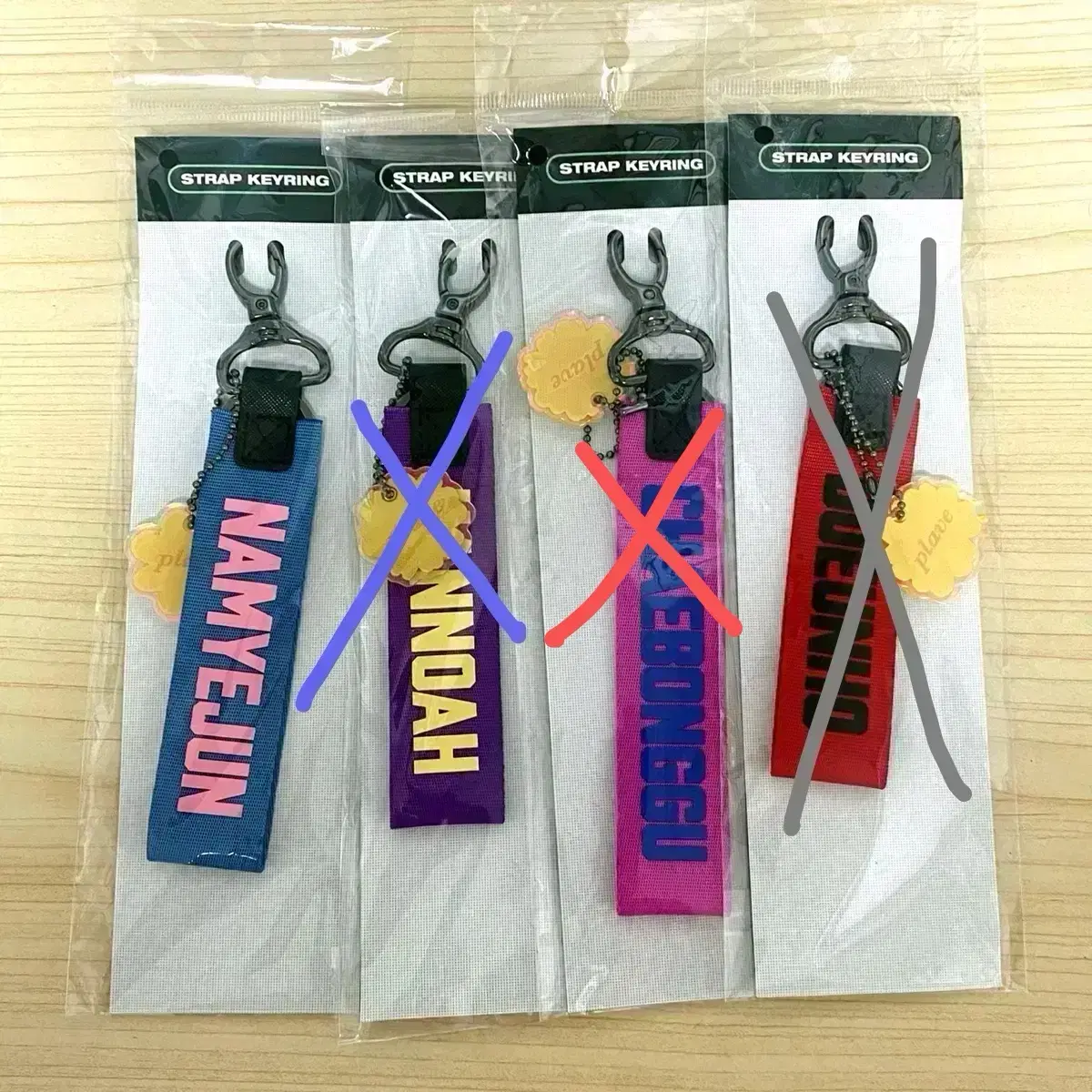 Plave 6 Yeoreum Strap keyring unsealed