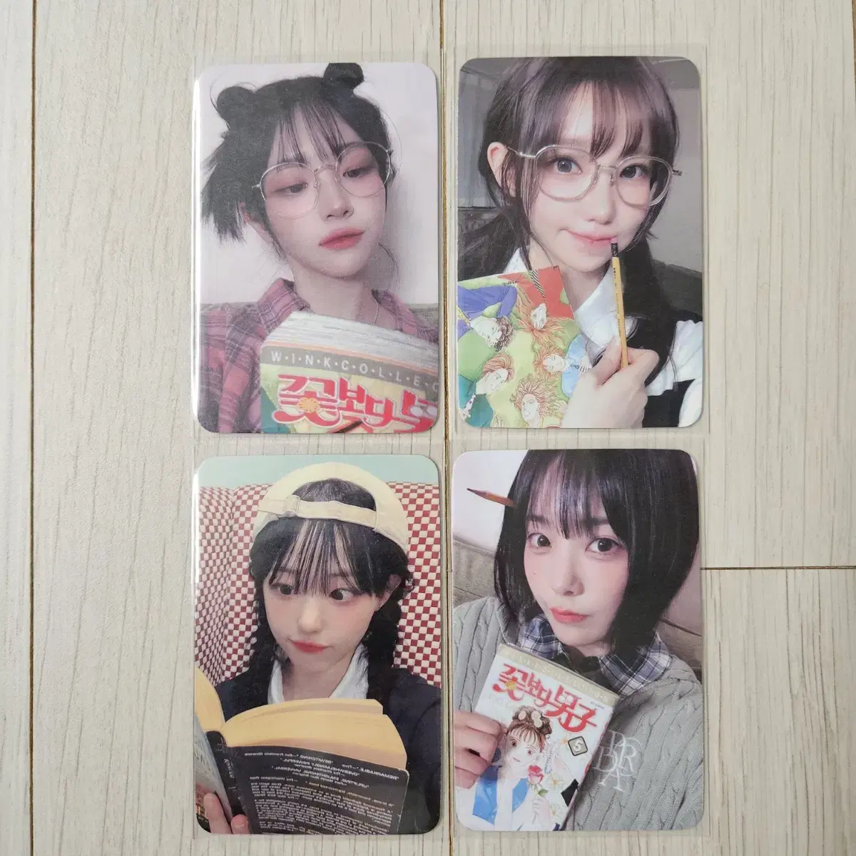 QWER Photo Card (Demamu unreleased photocard Chodan Magenta hina Siyeon)