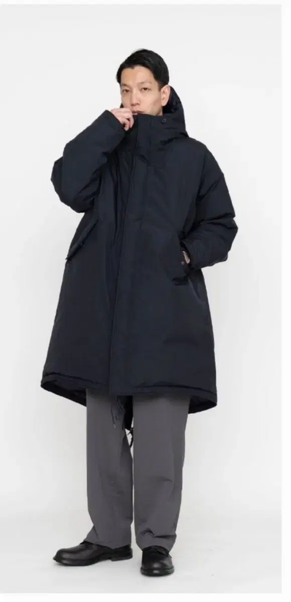 Nayeon M Gore-Tex Long Down Navy Size M