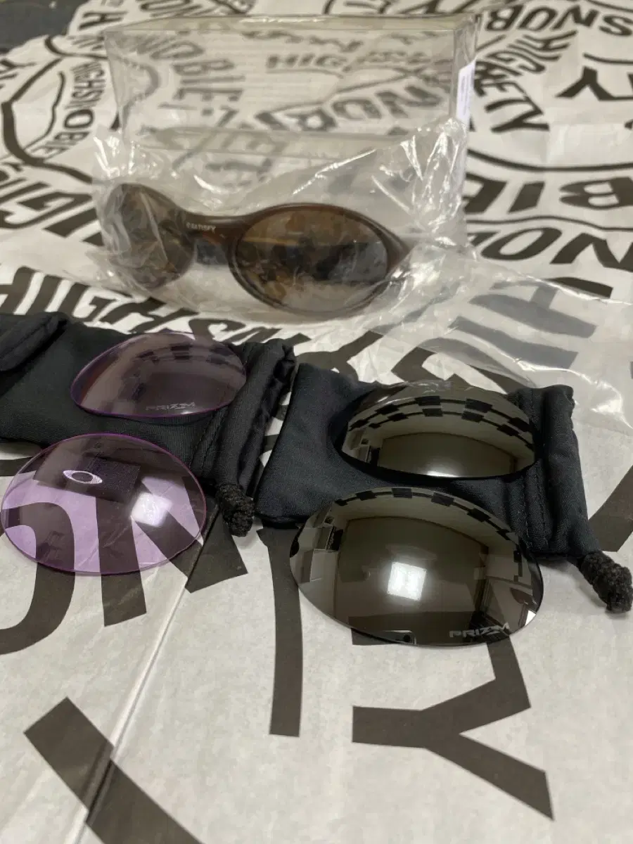 Satisfy x Oakley Eye jacket Dune