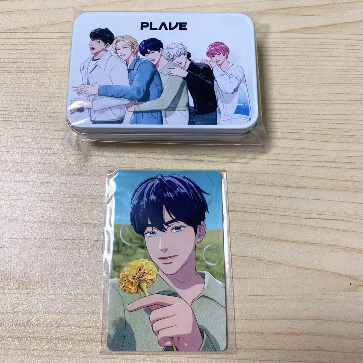 Plave Mediheal 2nd sealed photocard+tin case