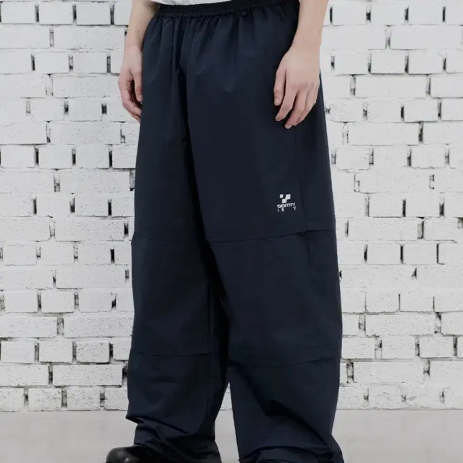 M) 이에이 FLAG TRACK PANTS Navy