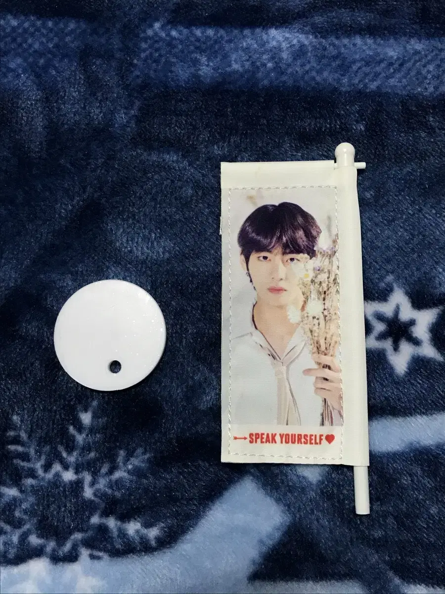 Bangtan miniflags kim taehyung v