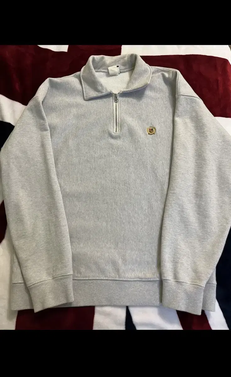 Outstanding Melange Gray OSLOGO Half Zip Up