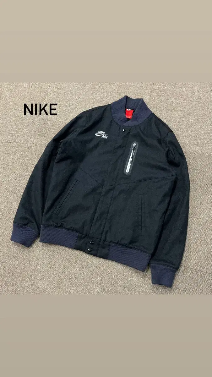 [95] Nike Swoosh Stajang Jacket