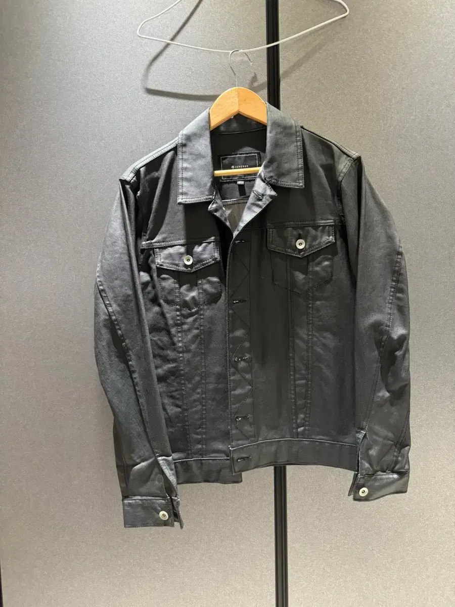 Men's black jean jacket for sale