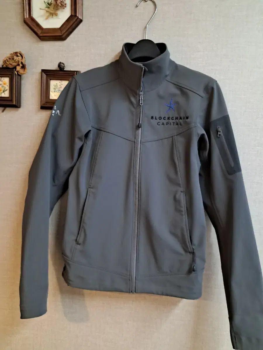 Arcteryx 여성 자켓