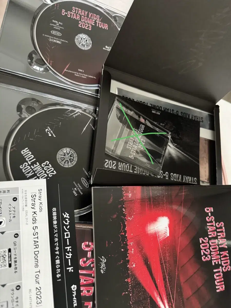 SKZ 2023 Japan 5-Star Dome Tour blu-ray Contents (excluding photocard)