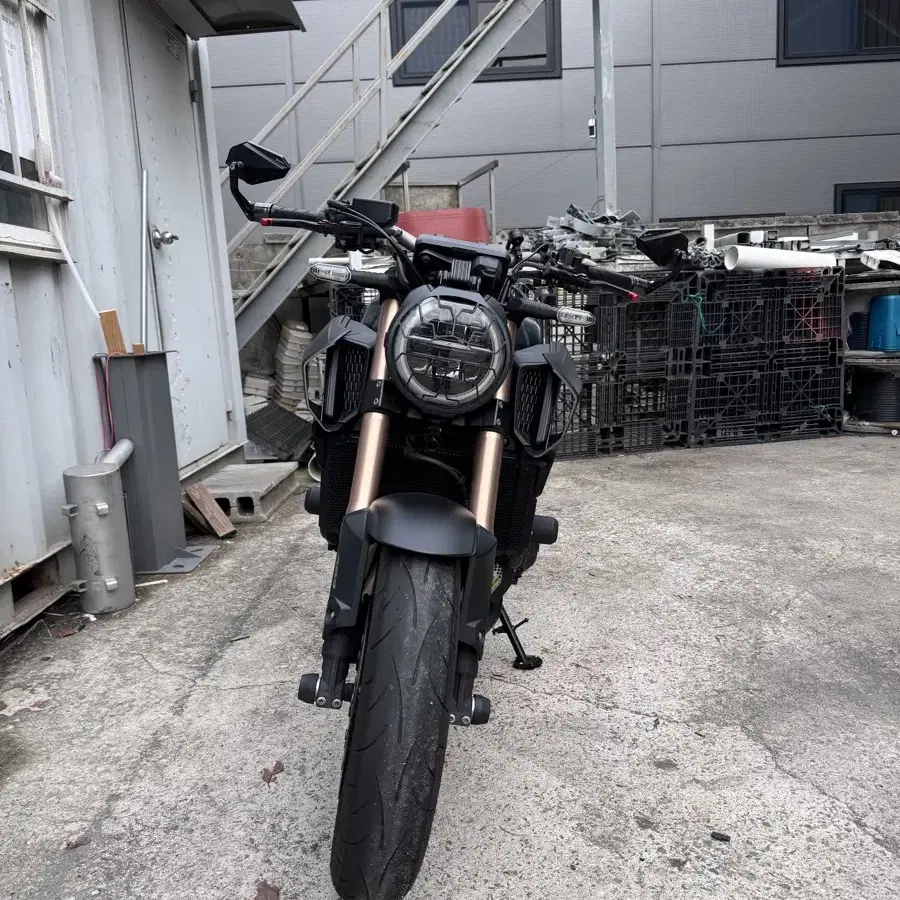 23년식  CB650R 맷그레이