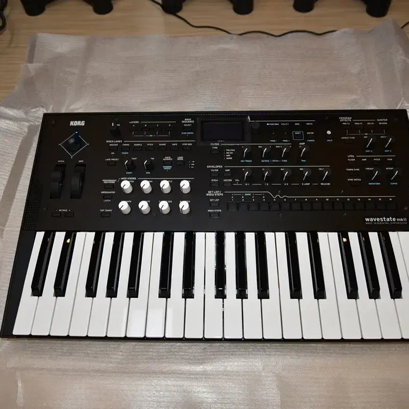 Korg wavestate mk2 전시품