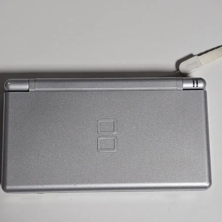 닌텐도 DS LITE