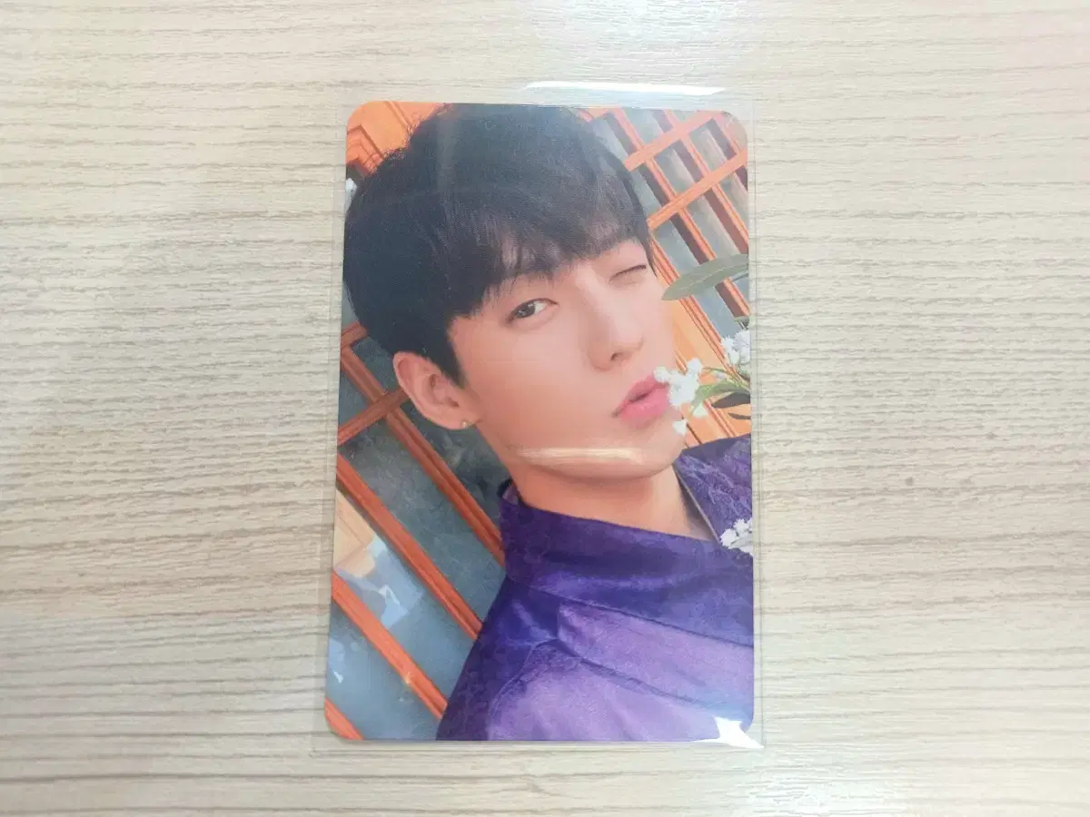 [Price Drop] 2022 btob season's greetings seasons greetings photocard minhyuk pre-order benefit Sells